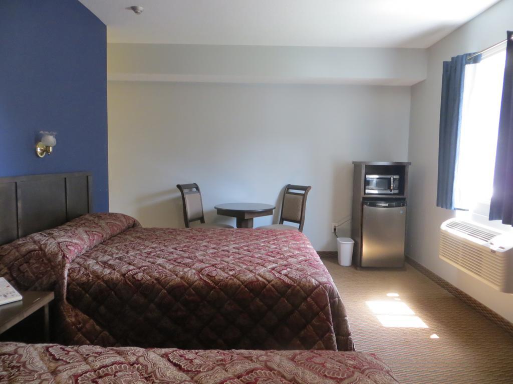 Travellers Motel โอเวนซาวด์ ภายนอก รูปภาพ